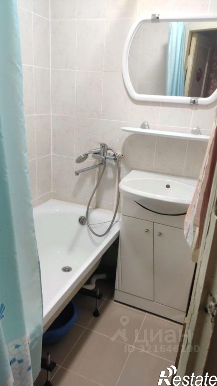 2-комн квартира мкр Г-1, 22,  д. 22