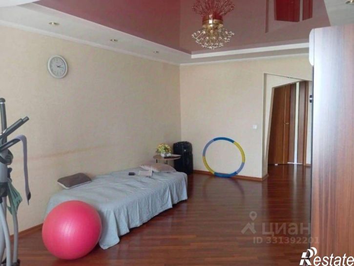 3-комн квартира ул Дзержинского, 27,  д. 27