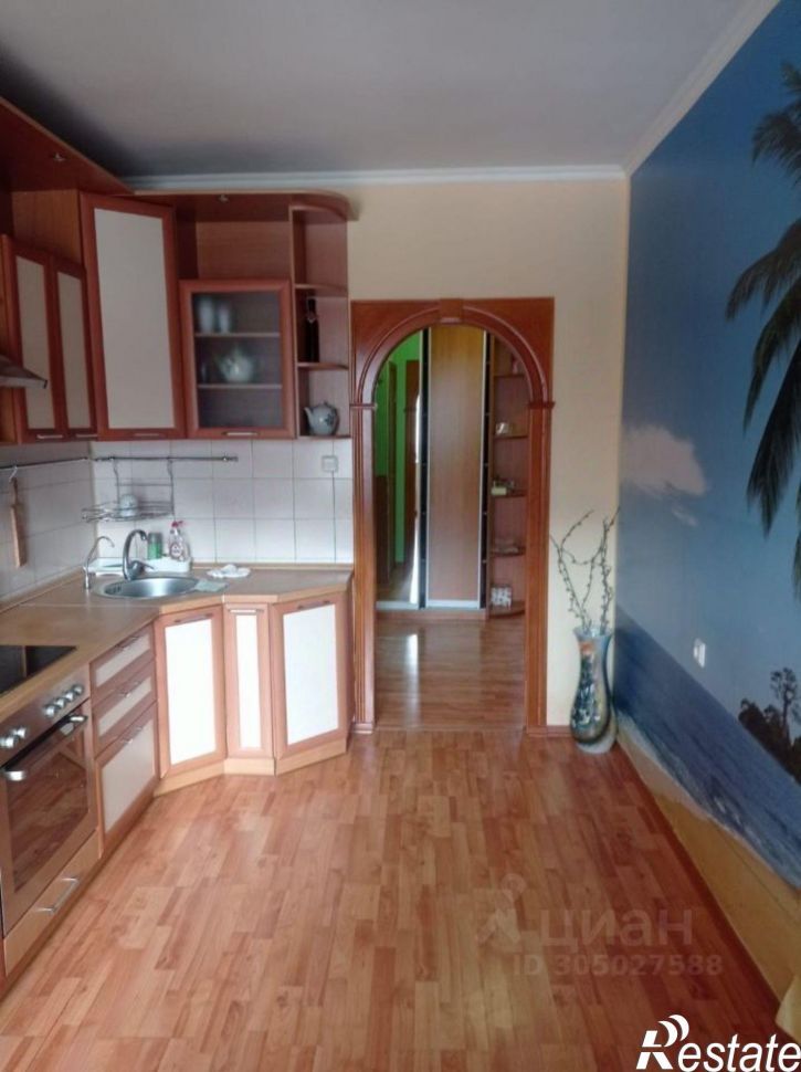 2-комн квартира улица Полякова, 24,  д. 24