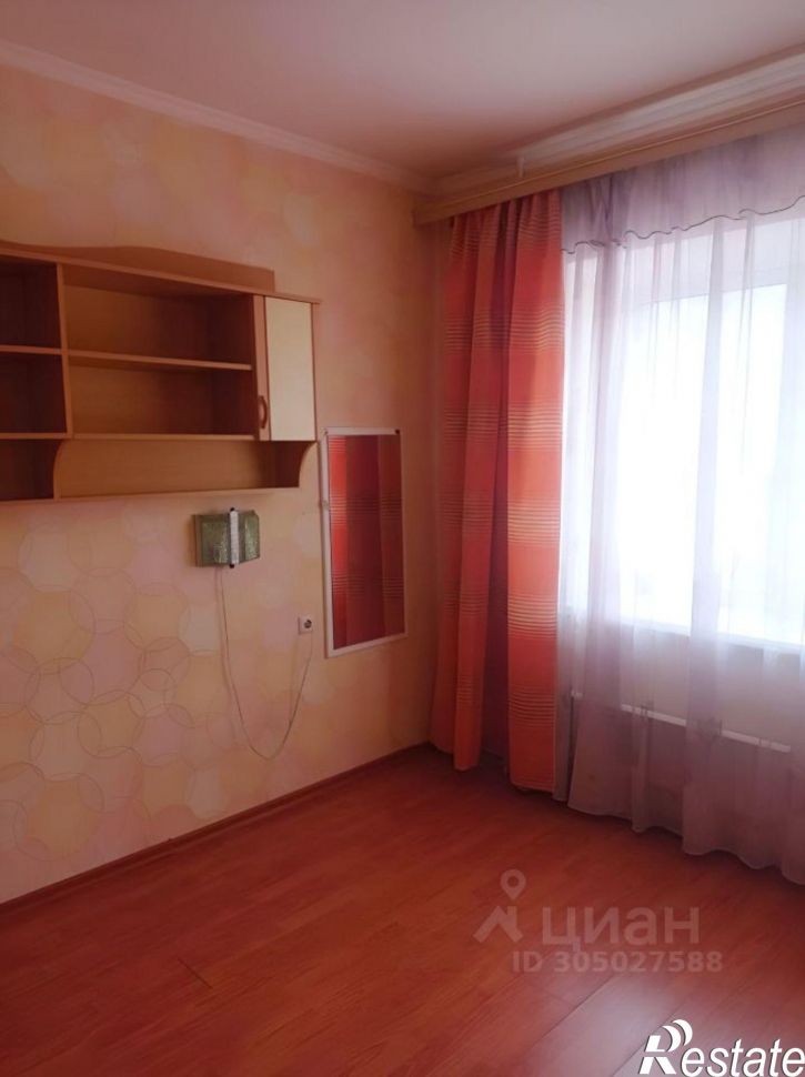 2-комн квартира улица Полякова, 24,  д. 24