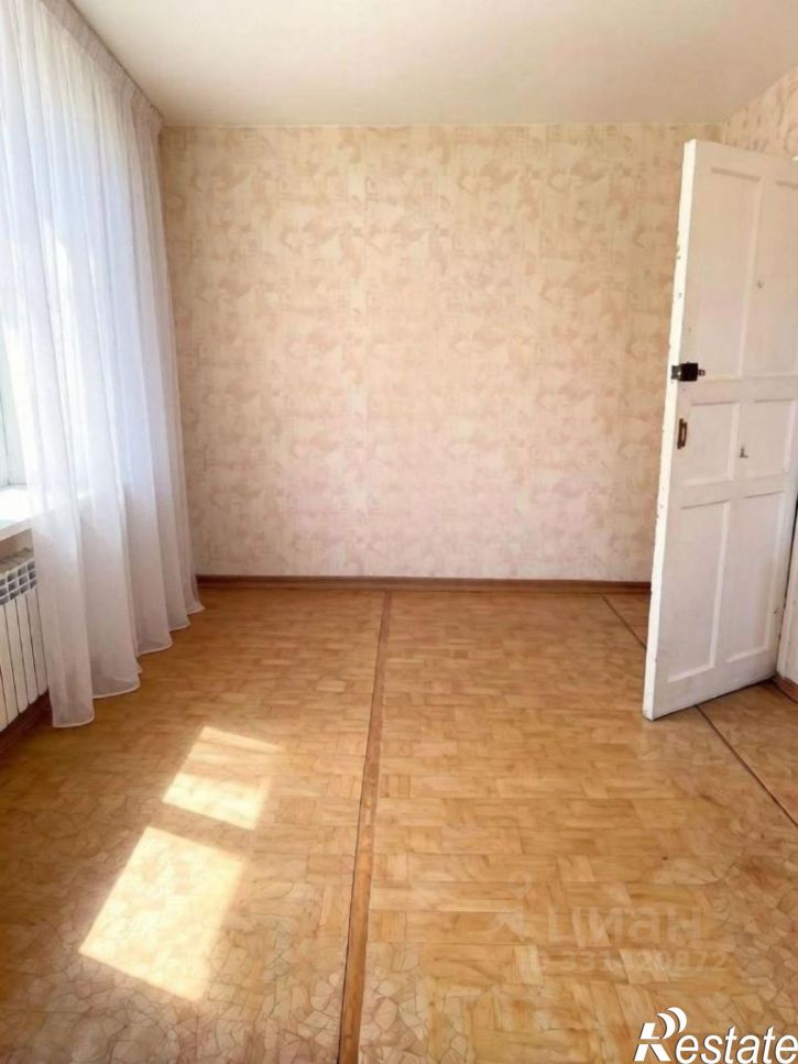 3-комн квартира Коммунистическая улица, 42,  д. 42