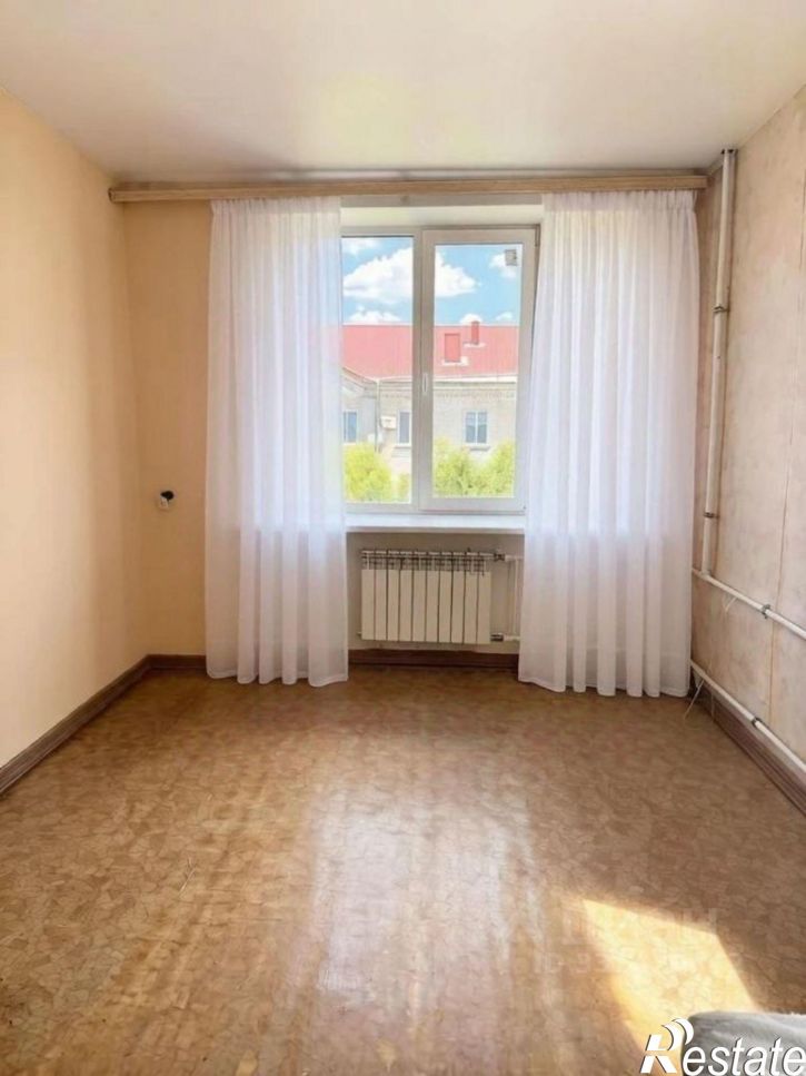 3-комн квартира Коммунистическая улица, 42,  д. 42