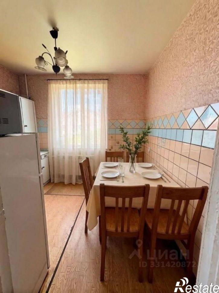 3-комн квартира Коммунистическая улица, 42,  д. 42