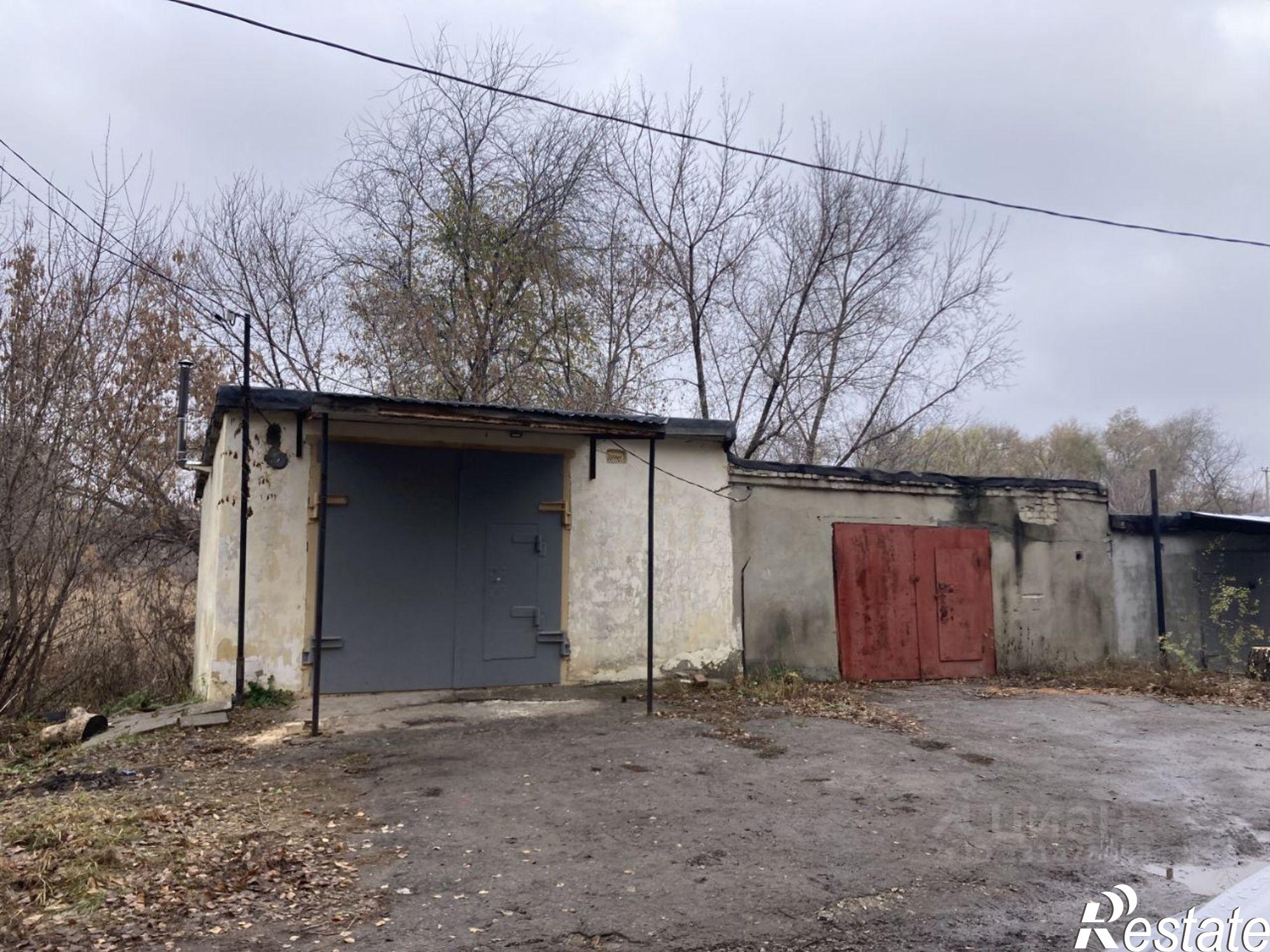 Купить гараж, место в паркинге за 850 000 рублей на улица Ленина, 28