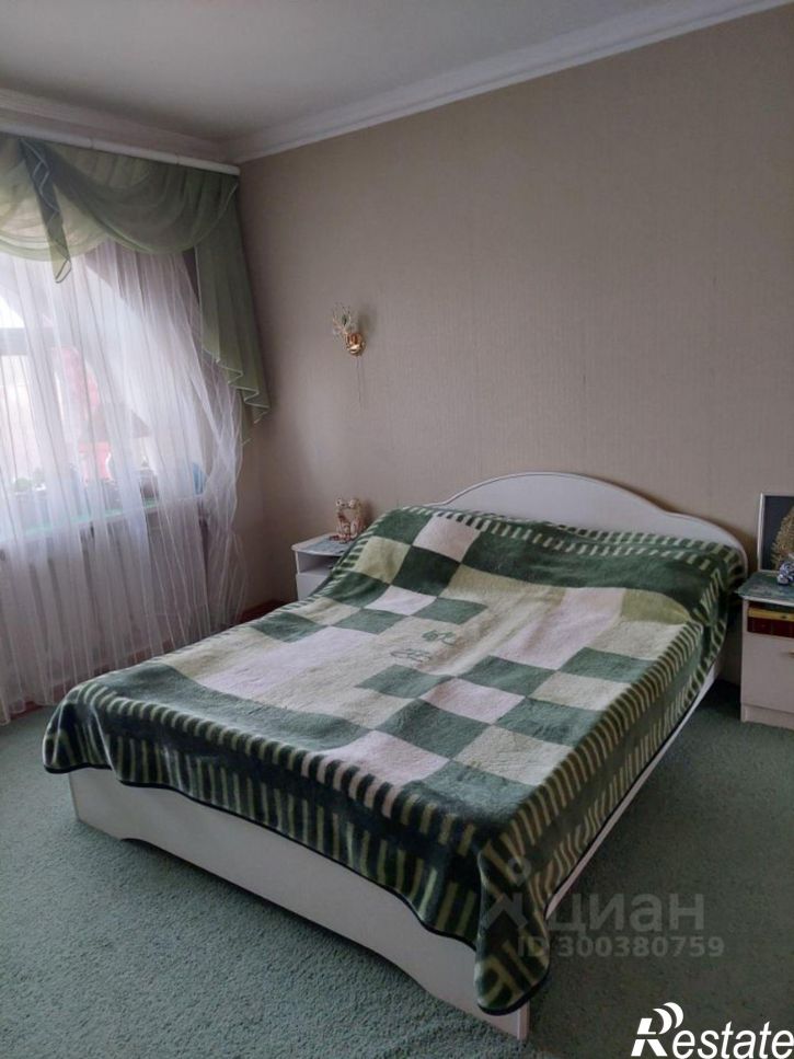 4-комн квартира улица Интернационалистов, 25,  д. 25