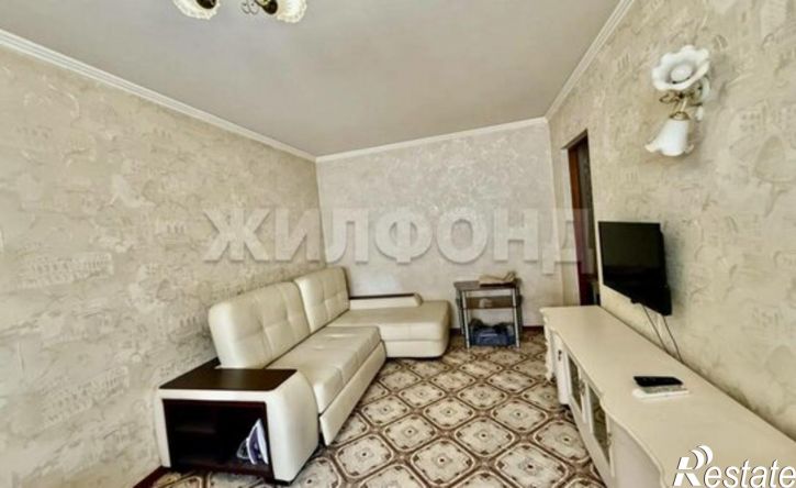 2-комн квартира улица 70 лет Октября, 8,  д. 8