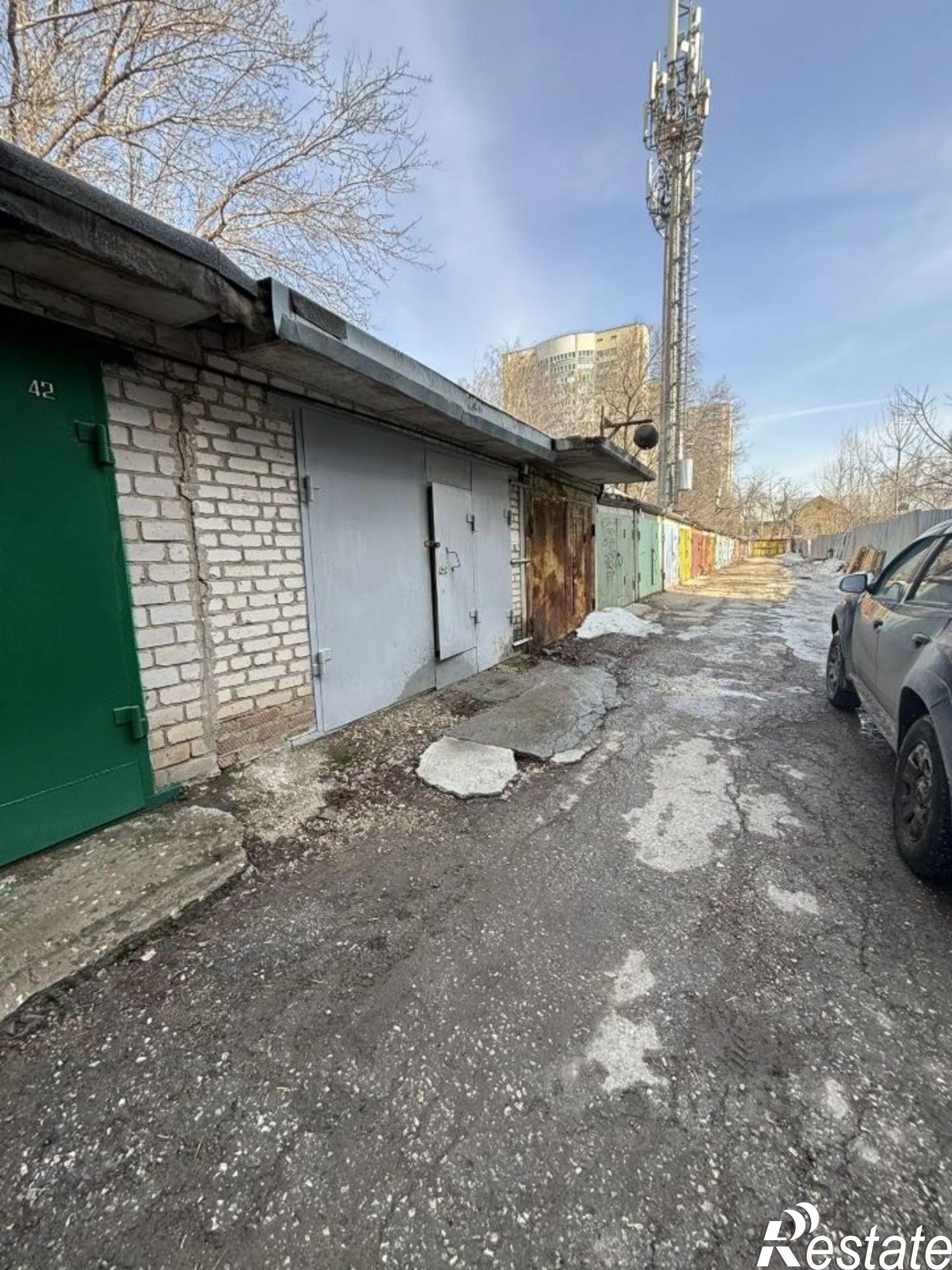 Купить гараж, место в паркинге за 1 768 800 рублей на Самара, улица Авроры, 140