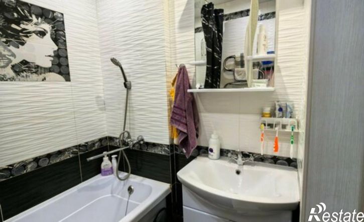 2-комн квартира улица Свердлова, 24,  д. 24