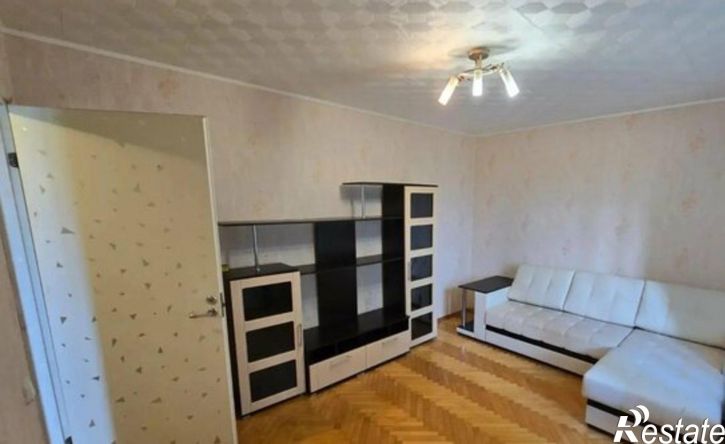 4-комн квартира Волжский район, городское поселение Рощинский, посёлок городского типа Ро