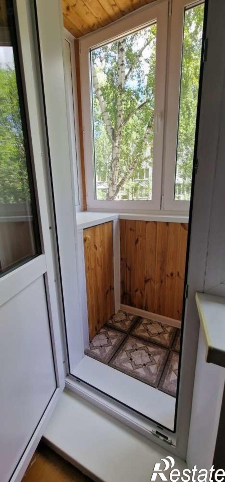 2-комн квартира Дзержинского улица, 37а