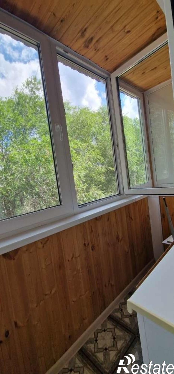 2-комн квартира Дзержинского улица, 37а