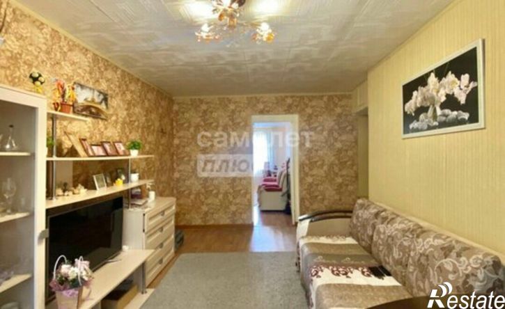 3-комн квартира Сызрань, улица Комарова, 8