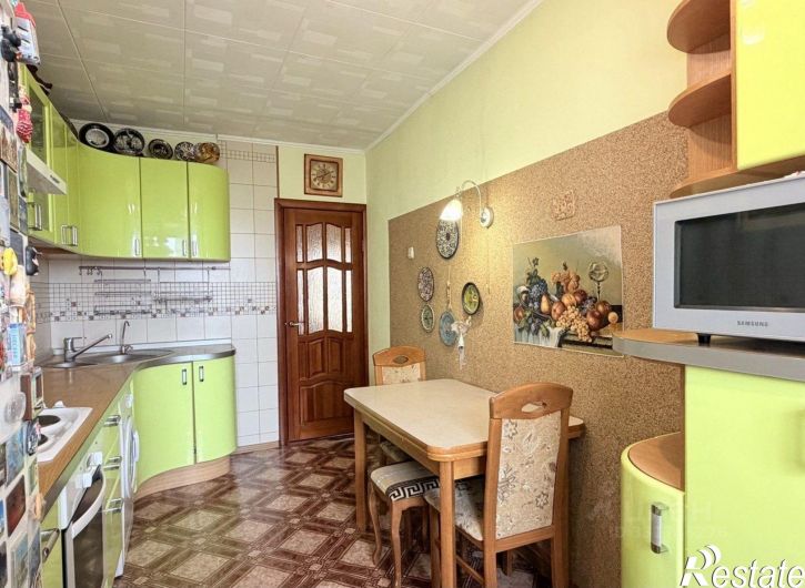 4-комн квартира Тольятти, улица Фрунзе, 4