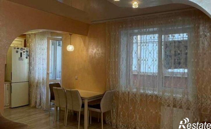 3-комн квартира Самара, Осетинская улица, 8