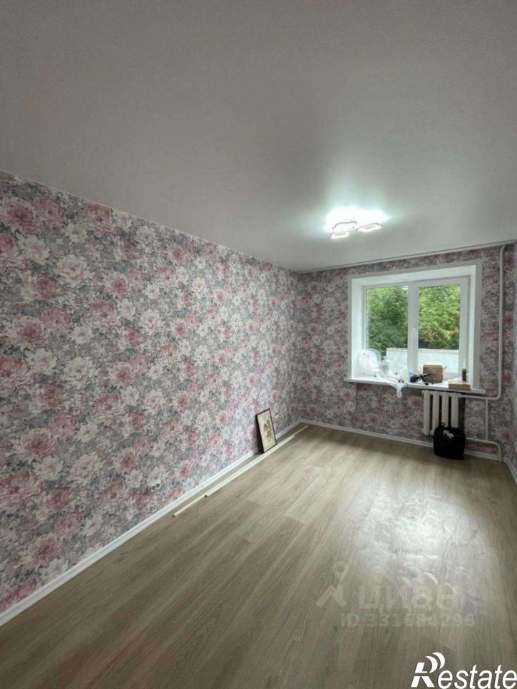 3-комн квартира улица Авроры,дом 181