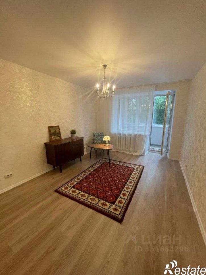 3-комн квартира улица Авроры,дом 181