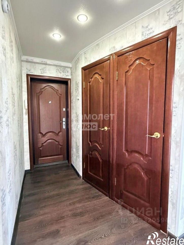 2-комн квартира Сызрань г., Нахимова ул., д.15