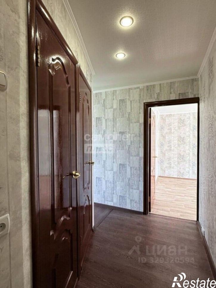 2-комн квартира Сызрань г., Нахимова ул., д.15