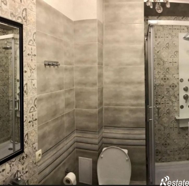 2-комн квартира улица Горького, 4