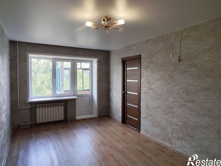 2-комн квартира мкр Г-1, 4,  д. 4