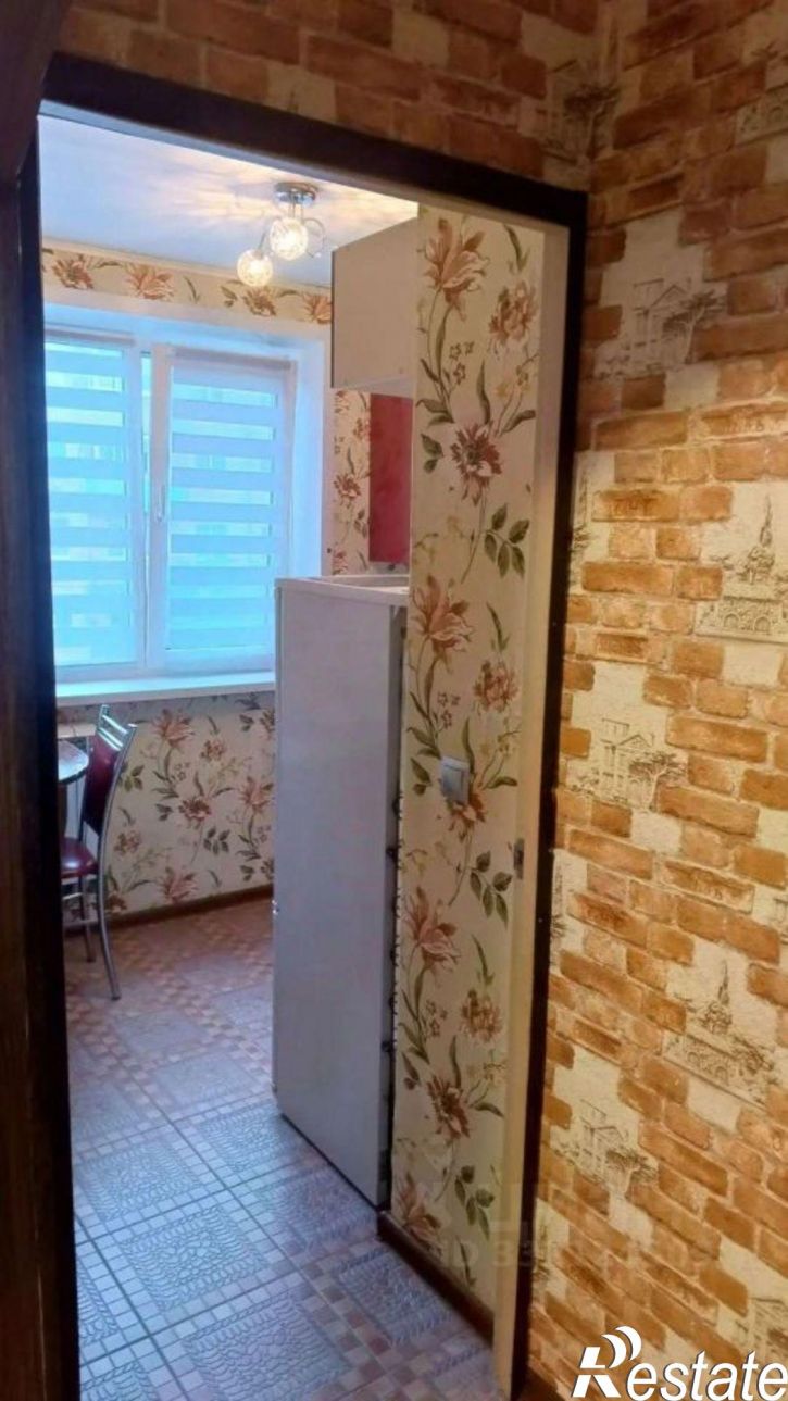 2-комн квартира улица Стара-Загора,дом 105