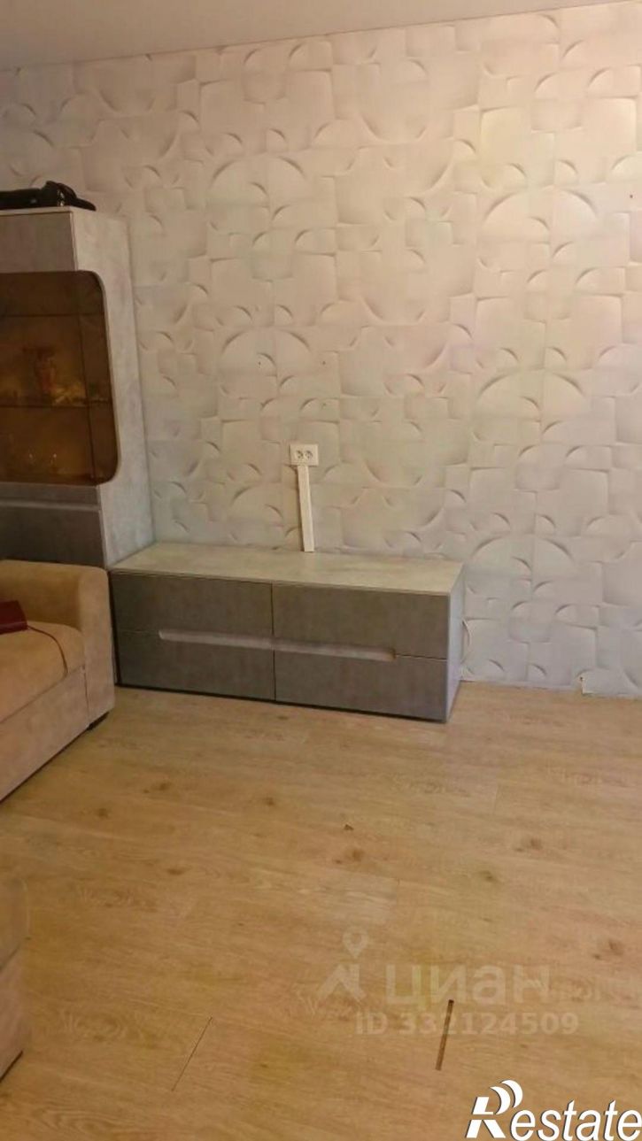 2-комн квартира улица Стара-Загора,дом 105