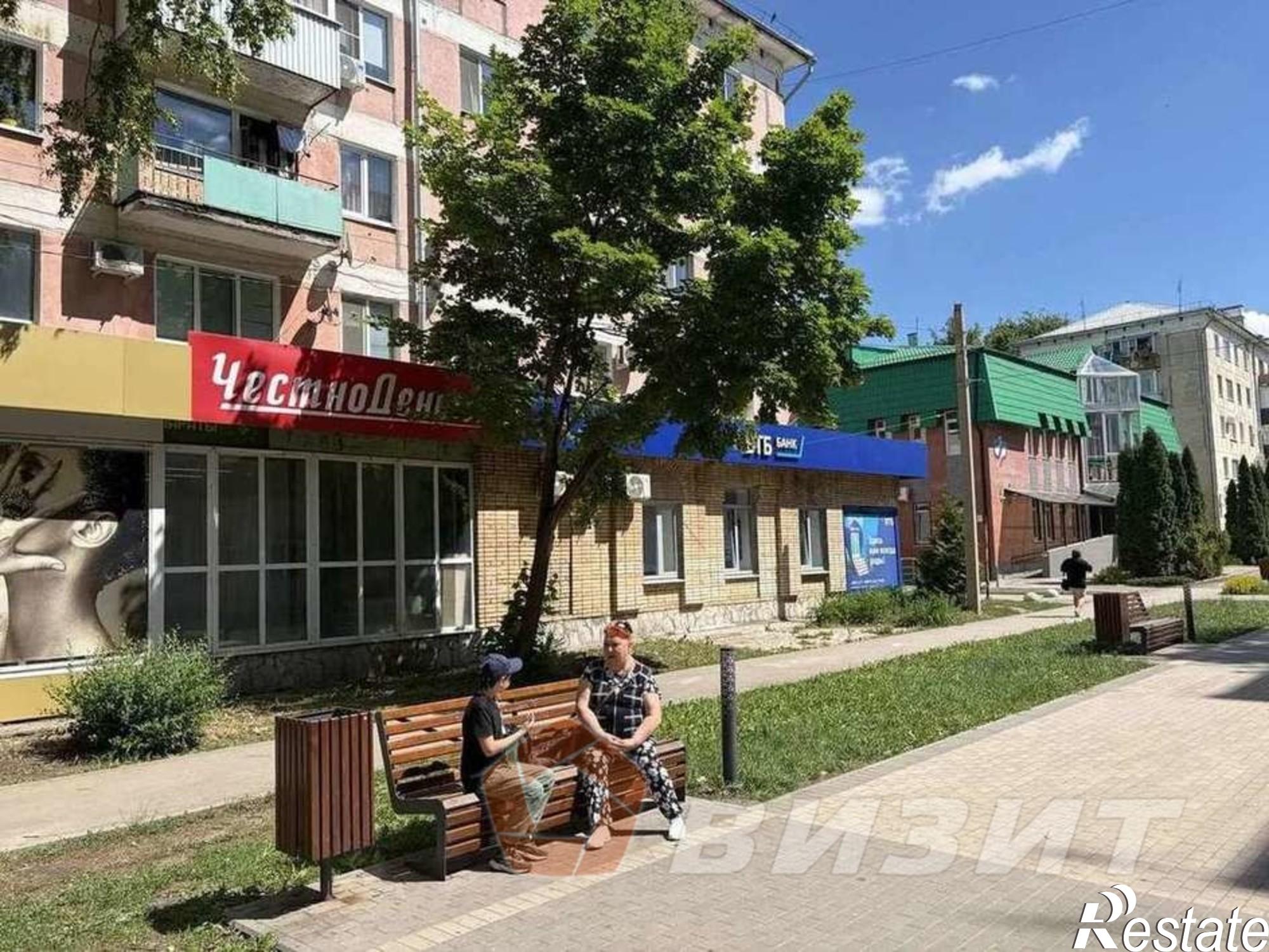 Купить торговое помещение за 54 000 000 рублей на А.Васильева улица, 6