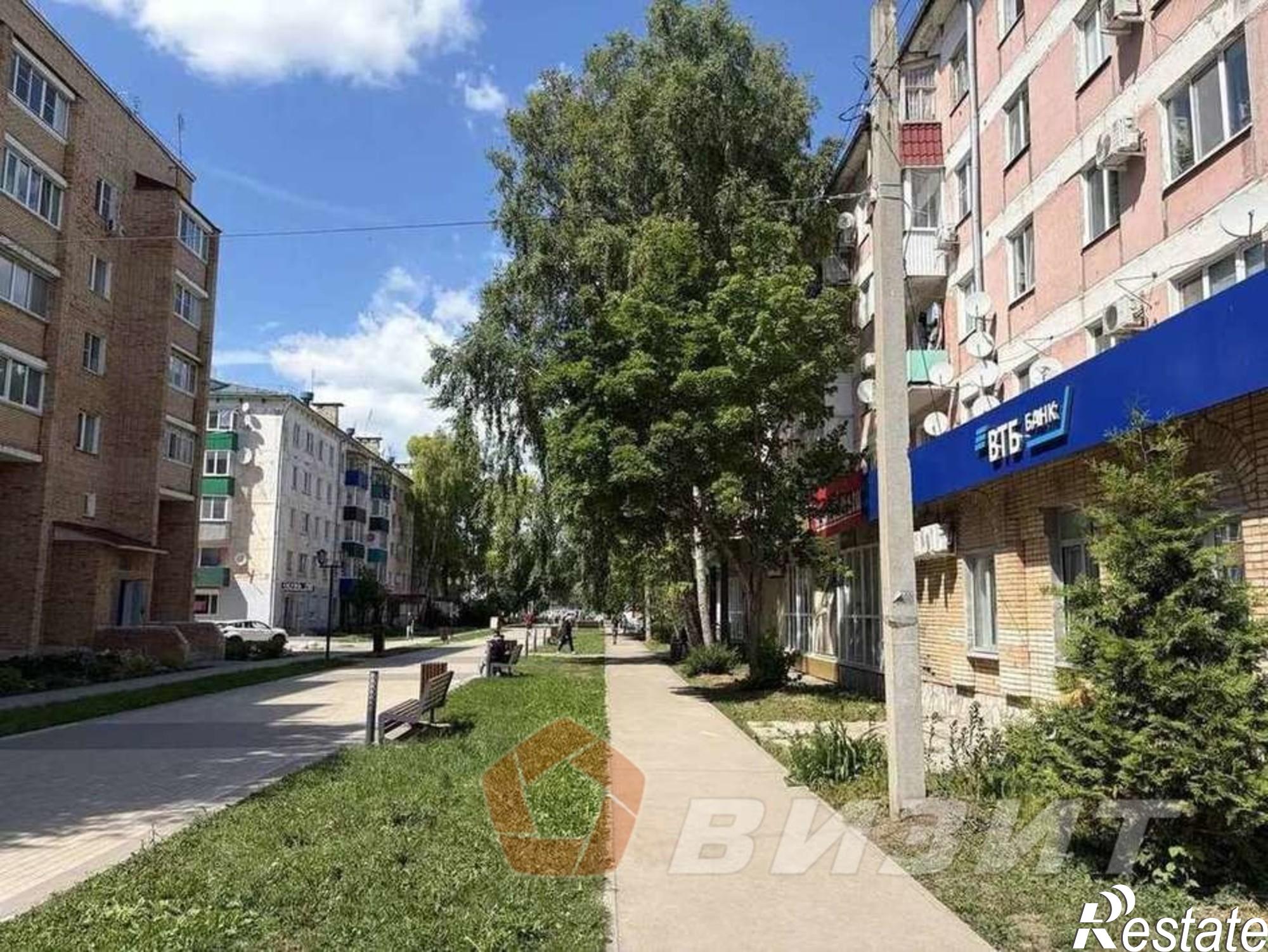 Купить торговое помещение за 54 000 000 рублей на А.Васильева улица, 6