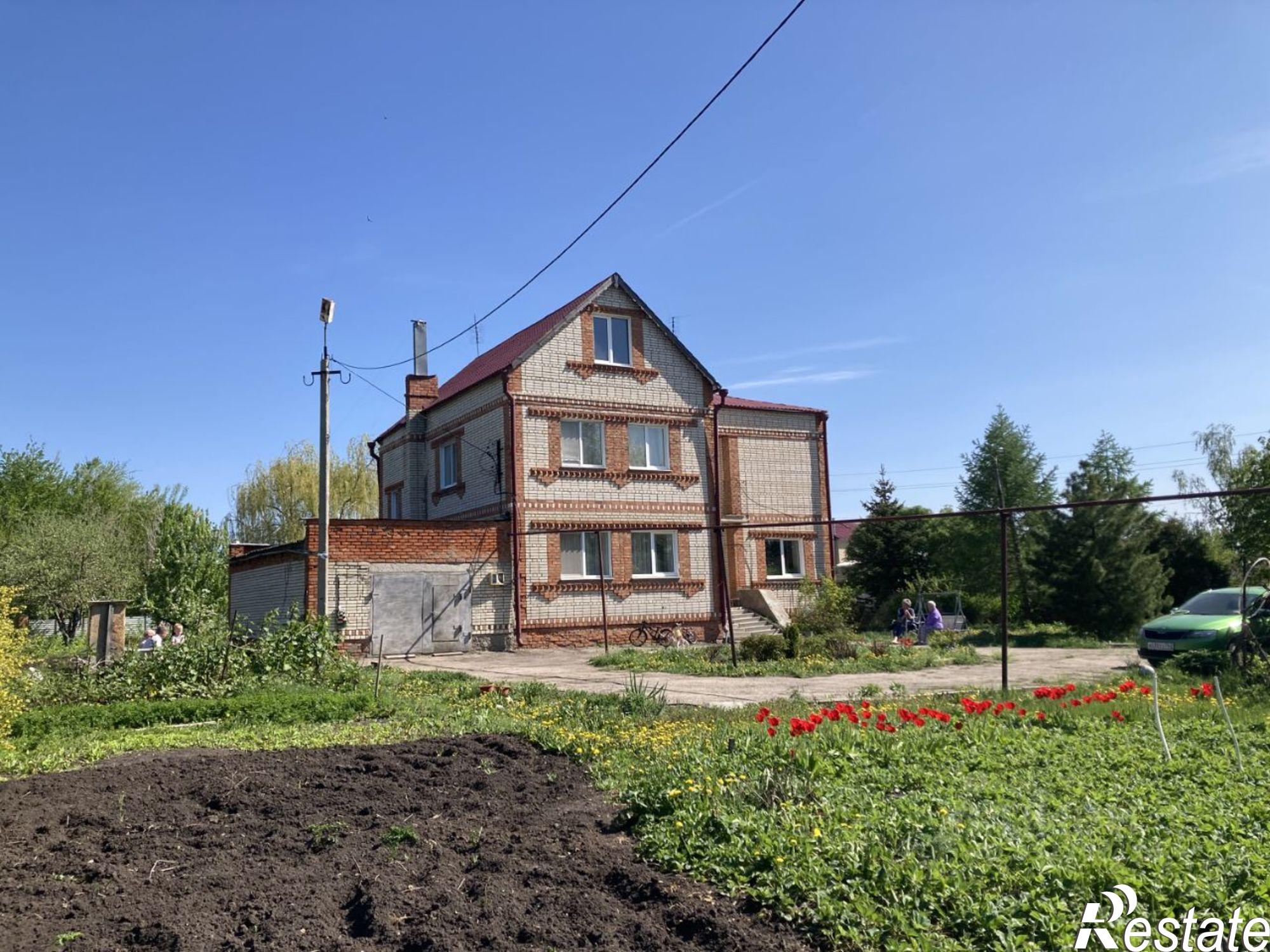 Купить дачу, дом, коттедж за 11 000 000 рублей на ул Мичурина, 4