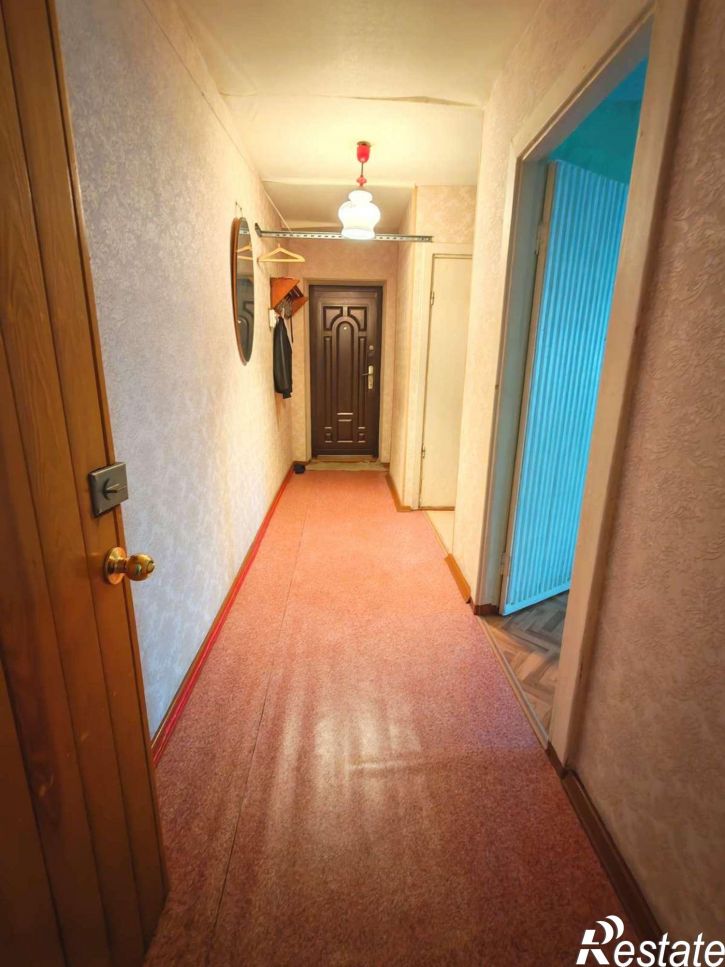 3-комн квартира Дзержинского улица, 28