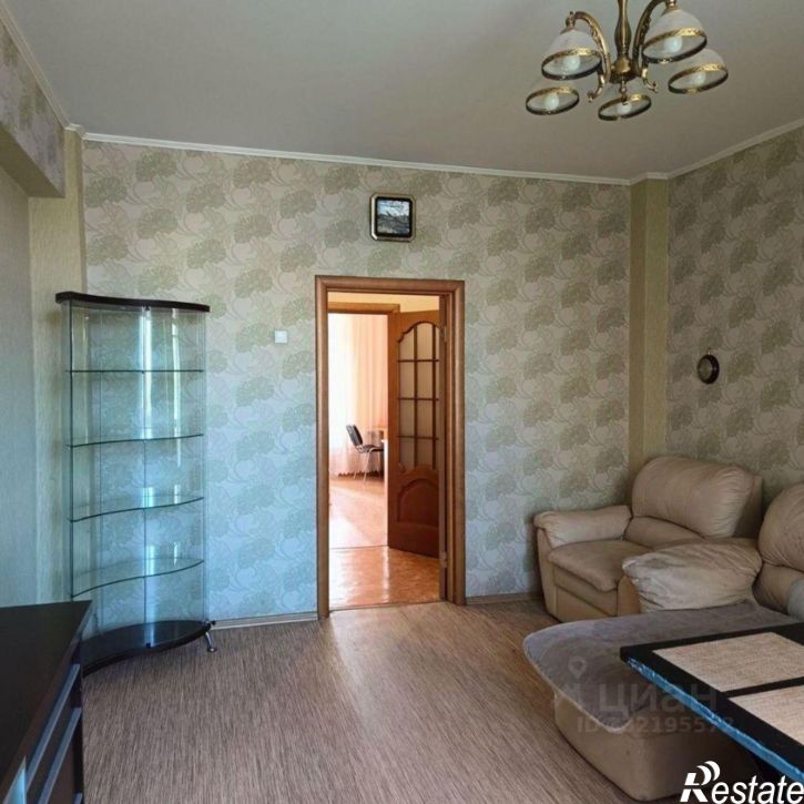 4-комн квартира улица Победы, 1