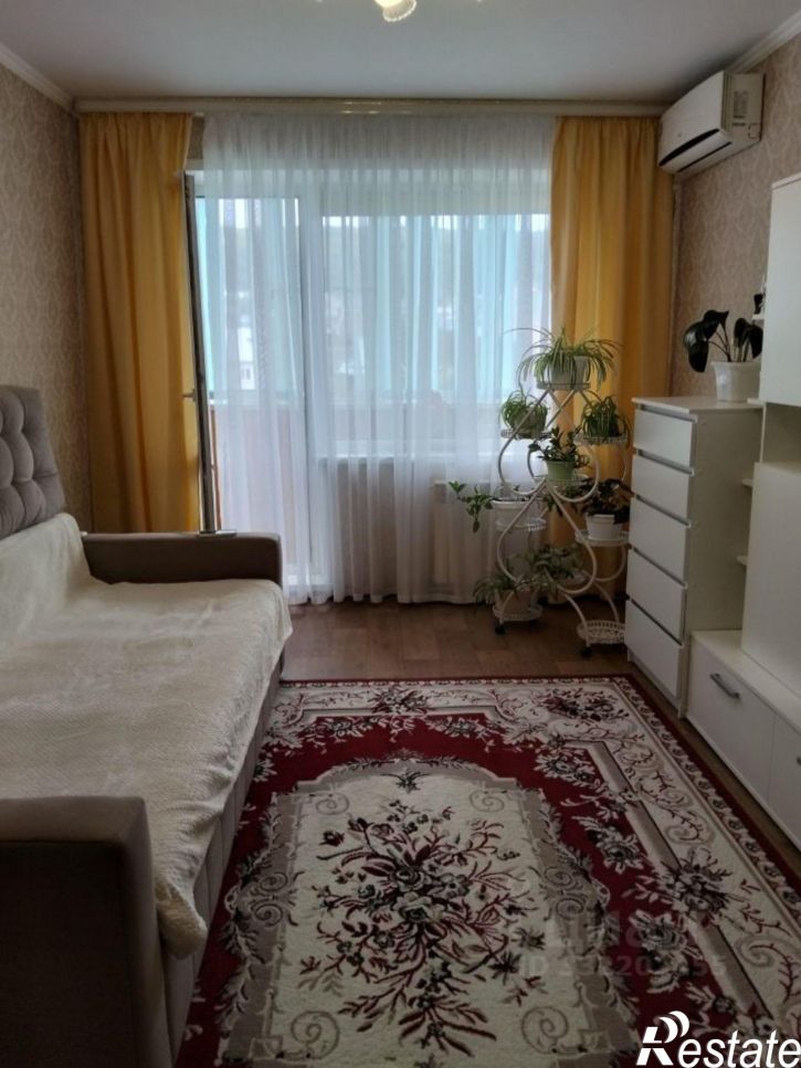 2-комн квартира Жигулёвск, улица Ткачёва, 10