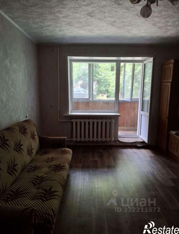 4-комн квартира улица Батайская,дом 9