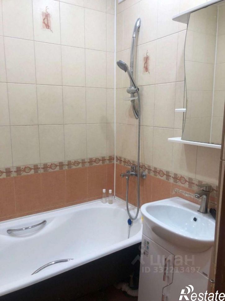 2-комн квартира улица Авроры,дом 146Г