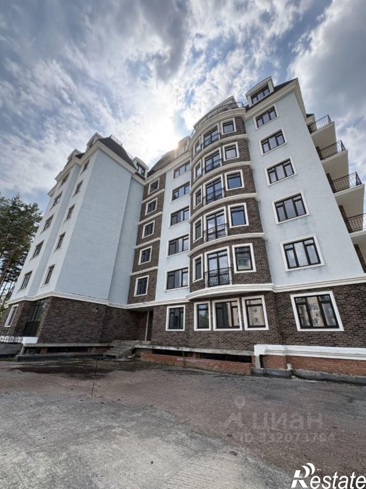 3-комн квартира Тольятти, улица Баныкина