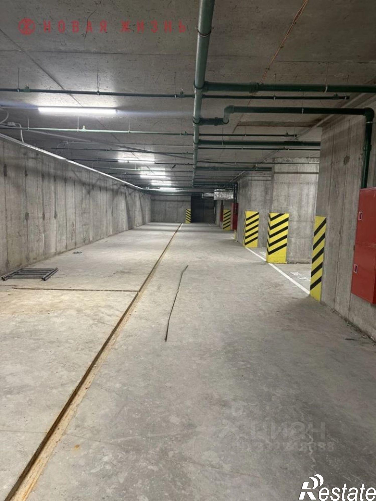 Купить гараж, место в паркинге за 2 600 030 рублей на Корабельная ул, 13