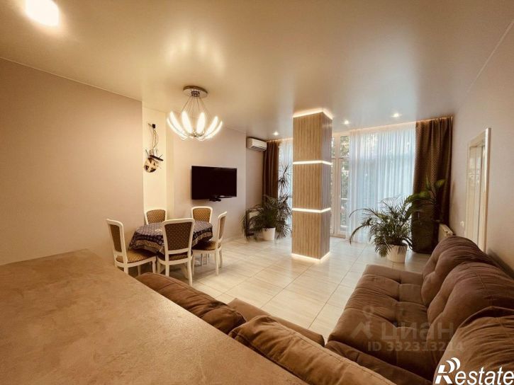 4-комн квартира Самара, 8-я просека, 10Д