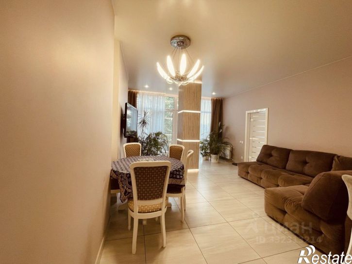 4-комн квартира Самара, 8-я просека, 10Д
