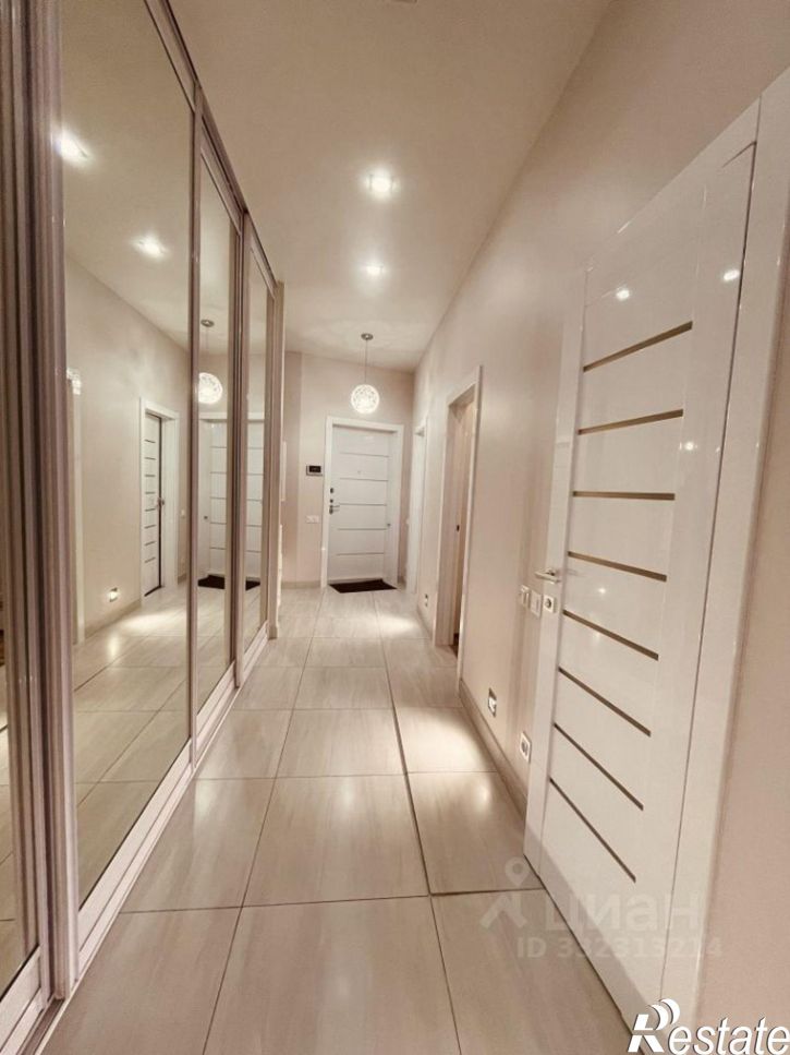 4-комн квартира Самара, 8-я просека, 10Д