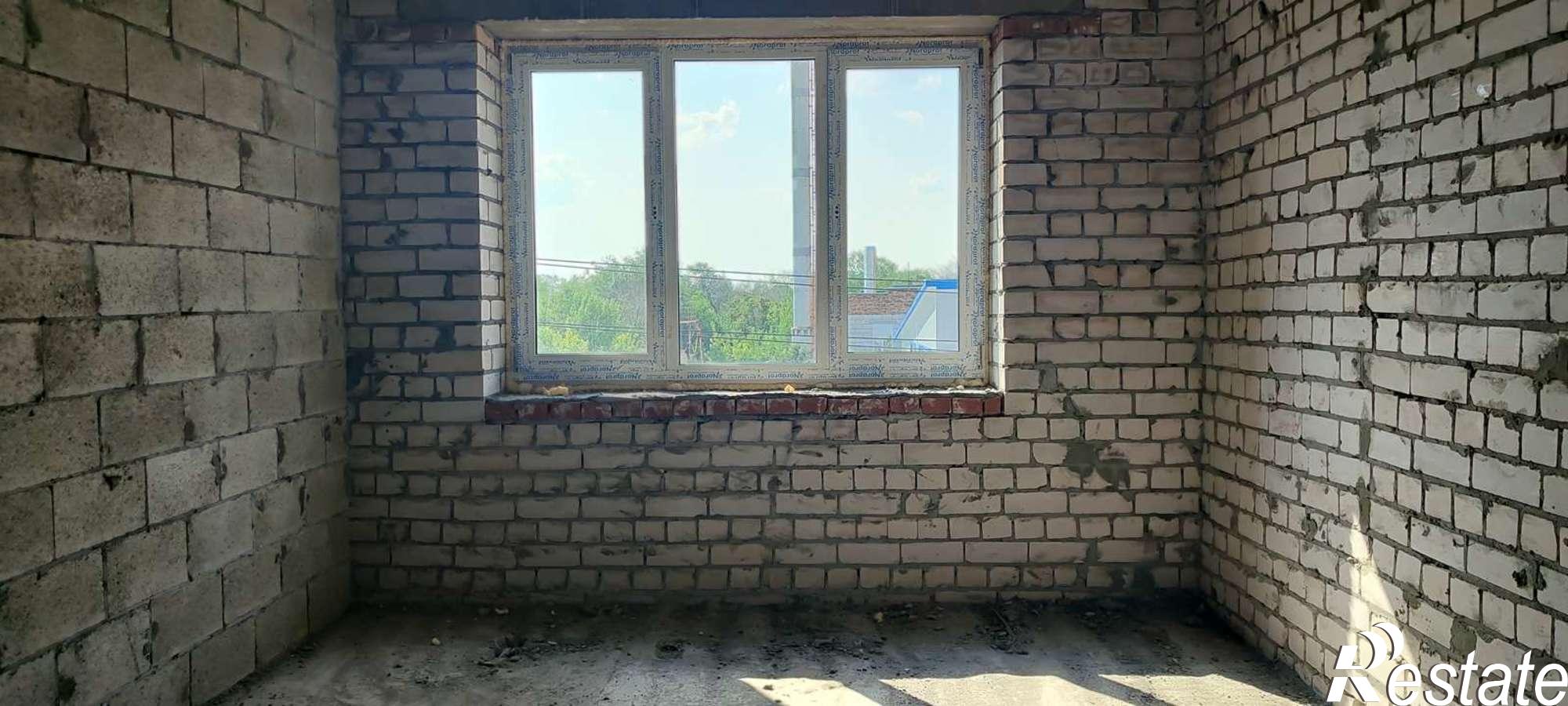 Купить квартиру за 2 630 000 рублей на Строителей, 7