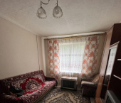 комната 63 кв м ул Осипенко, 144