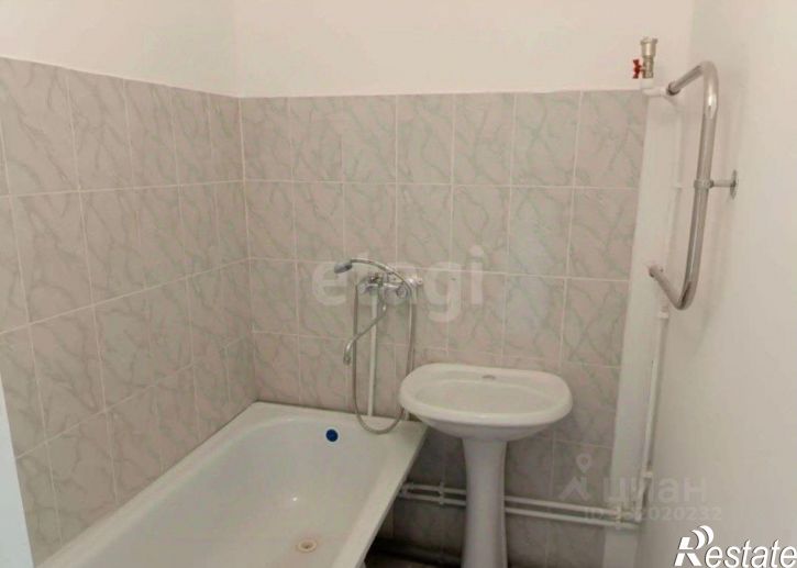 3-комн квартира ул Быковского, 80,  д. 80