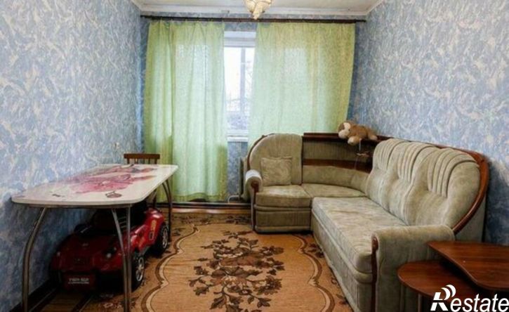 3-комн квартира Сергиевский район, посёлок Сургут, Молодёжная улица, 6