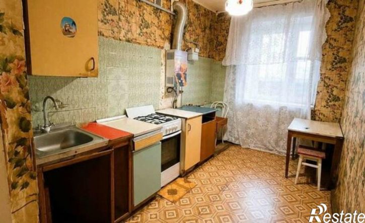 3-комн квартира Сергиевский район, посёлок Сургут, Молодёжная улица, 6