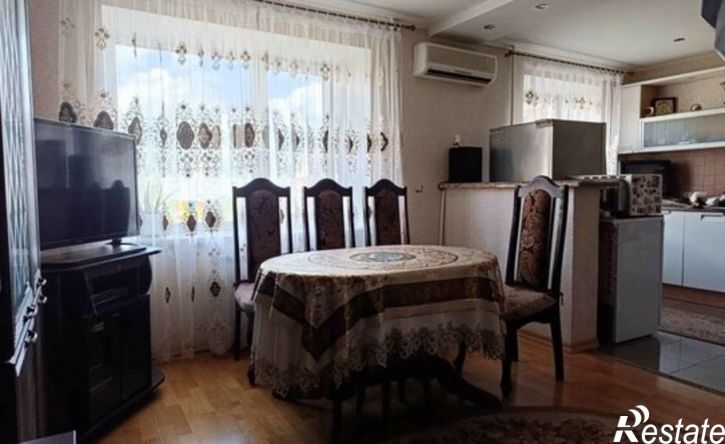 3-комн квартира Тольятти, Спортивная улица, 18