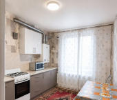 1-комн, 35кв м, этаж 1/3 ул Маршала Устинова, 8