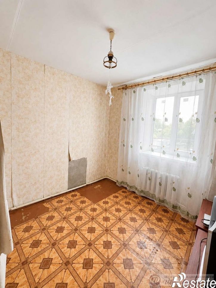 3-комн квартира Молодёжная улица, 6