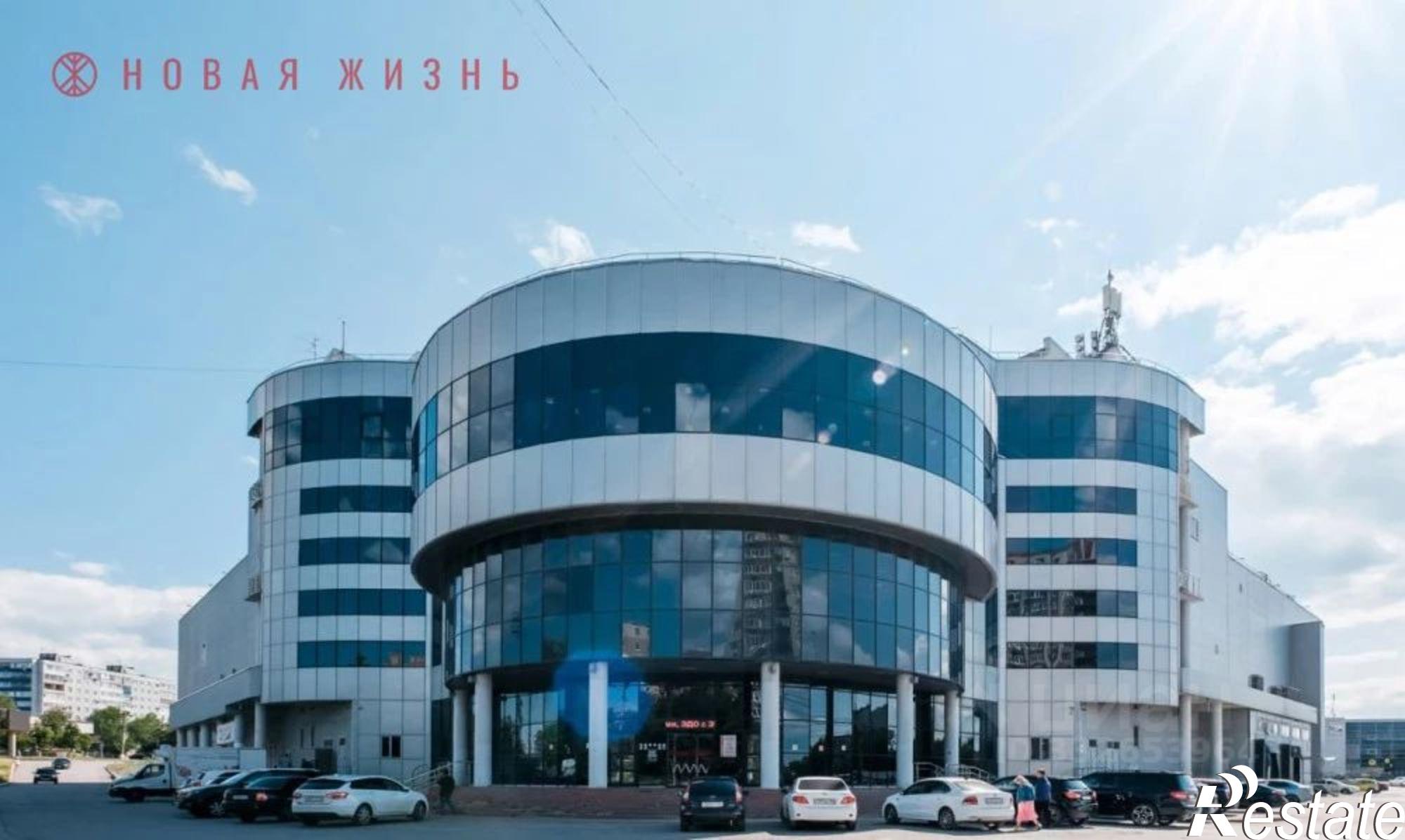 Купить торговое помещение за 898 381 000 рублей на Победы, 1Ж