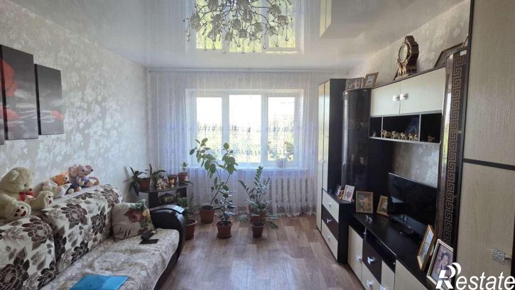 3-комн квартира Железнодорожная улица, 84