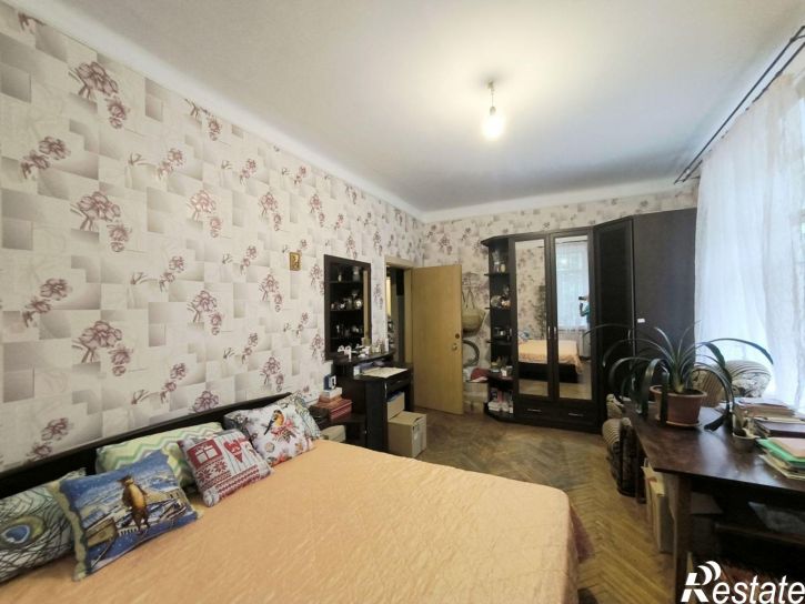 3-комн квартира Испытателей ул, 5,120